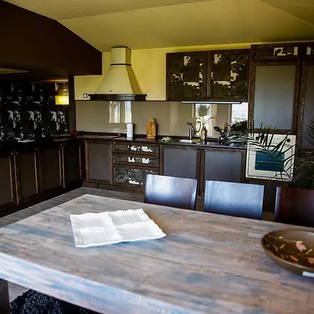 Holiday home Kashtata Na Tati Ribnovo