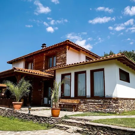 Holiday home Kashtata Na Tati